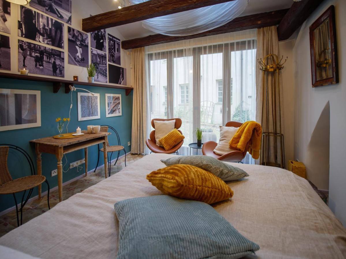Romantic Nest Under Prague Castle Экстерьер фото